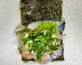 しめ鯖とガリと大葉で海苔巻き作り方3写真
