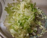納豆と刻みうどんのごま油焼き作り方1写真
