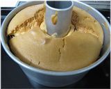 ふわふわシフォンケーキ　チョコチップ入り作り方6写真