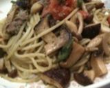 秋の味覚キノコと鶏のバジルソースパスタ作り方6写真