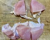お弁当に！鶏ムネの濃厚ピリ辛ニンニク炒め作り方3写真