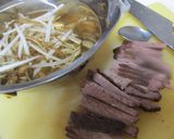 簡単★牛とごぼうの炒め煮　牛バラ紅茶煮で作り方1写真