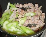 鶏肉とセロリのトマトスープ（パスタ入り）作り方2写真