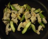 蓮根とアスパラで☆野菜たっぷりエビチリ作り方3写真