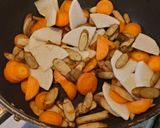 豚ロースと根菜のだし炒め作り方4写真