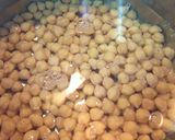 フムス(ひよこ豆のマッシュ)+アーモンド作り方1写真