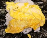 明太子マヨ、卵、鮭のランランおにぎらず作り方2写真