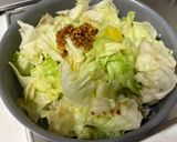 レタスと生ハムのガーリックホットサラダ作り方1写真