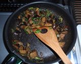 捨てないで!深緑色キャベツのナス味噌炒め作り方7写真