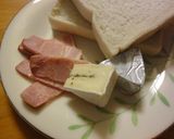 とろとろカマンベールチーズのホットサンド作り方1写真