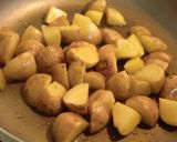じゃがレンコン～粒マスタード炒め～作り方2写真
