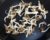 スタミナニラキャベツ炒めと牛カルビ合盛丼平茸添作り方3写真