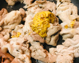豚こまぎれ肉のマヨ＆マスタード炒め作り方1写真