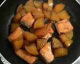フライパンでOK！ 鮭と大根の煮物作り方4写真