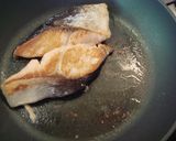 大根葉と鮭のマスタードクリームうどん作り方3写真