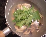 シャキーン！っと☆牡蠣と水菜のお吸い物～作り方4写真