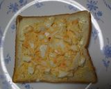 卵サンドがピザに変身～☆　作り方1写真