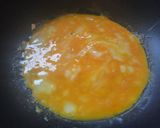 ちょっぴり華やかな朝のチーズオムレツ作り方4写真