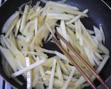 簡単♪じゃが芋と牛肉のきんぴら作り方3写真