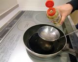 お玉で計量！蒲焼のタレ作り方1写真
