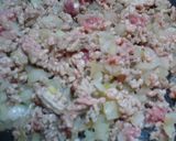 食パンの耳ミートソースとホワイトソースで作り方2写真