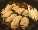 お鍋風？牡蠣の昆布酒蒸し♡熱々が最高！作り方7写真