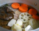 コラーゲンたっぷり♪鶏と根菜の美肌スープ作り方5写真