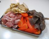 超簡単！　炊き鶏　（炊飯器で）作り方1写真