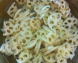 しゃっきり☆蓮根さんと豚コマ甘辛炒め作り方1写真