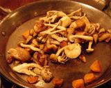 カセットコンロで鶏もも肉ゴボウのパエリア作り方5写真