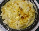 タジン鍋で鮭のカレー風味のチーズ焼き☆作り方5写真