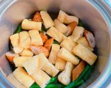 三度豆と油揚げとごぼう天の煮物作り方5写真