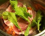 圧力鍋de「トンカツ肉の香草煮」作り方3写真