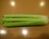 セロリとピーマンのオイスタ～炒め作り方1写真