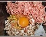 極ｼﾞｭｰｼｨｰ！餃子や肉団子のタネ作り方3写真