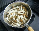 豚肉としめじのわさび醤油和え作り方2写真