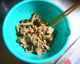 豚肉としめじのわさび醤油和え作り方5写真