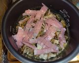鮭舞茸ベーコンのバター醤油炊き込みご飯作り方2写真