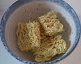 手抜きしすぎ？レンジラーメン(゜o゜)作り方1写真