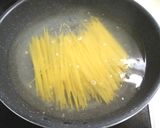 ニガナのトマトパスタ作り方1写真