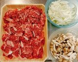 簡単に作れるビーフストロガノフ作り方1写真