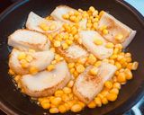 お正月の残った高級蒲鉾でバターコーン蒲鉾作り方3写真