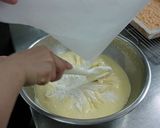 黄桃ロールケーキ作り方4写真
