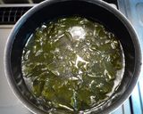韓国のわかめスープ～ミヨック～作り方6写真