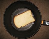 絶品トーストはフライパンで☆作り方1写真