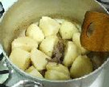 すき焼きのタレでつくるほくほく♪肉じゃが作り方2写真