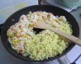 麺チャーハン(鶏しお味)作り方5写真