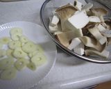 エリンギのガーリックバター醤油炒め作り方1写真