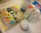 塩ラーメンのカルボナーラ風作り方1写真