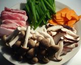 ビールによく合う豚肉茸春雨のピリ辛煮♫♬作り方1写真